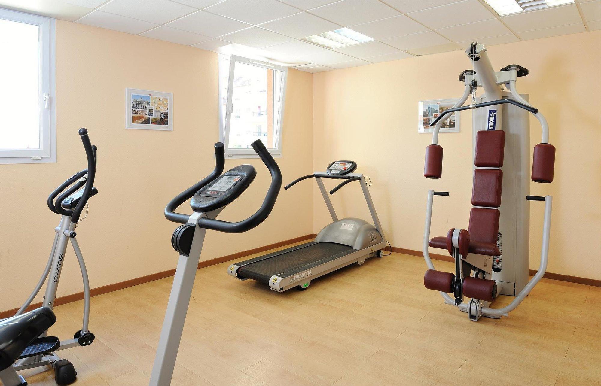 Sejours & Affaires Geneve Saint Genis Apart otel Dış mekan fotoğraf